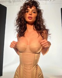 25e6c2fbe3f13a6c3b820b15ddb3f3ce.jpg