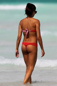 lato-b-k-derizans-splash2.jpg