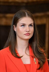 princesa-leonor-v0-q90bcmyfhicd1.jpg
