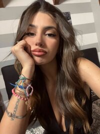LoveThreads.Net_418715566_731061055755384_7921161588110842569_n.jpg