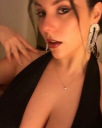 LoveThreads.Net_420161593_389829533419583_6306887250582657908_n.jpg