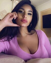 LoveThreads.Net_428585563_1162326731402623_3379890266677748829_n.jpg