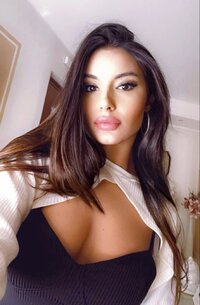 LoveThreads.Net_431715718_1212170259655557_4428766863894016147_n.jpg