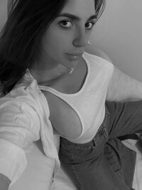LoveThreads.Net_460268263_528828969728039_8316086276565716663_n.jpg