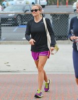 Reese+Witherspoon+Reese+Witherspoon+Hits+Gym+wKVeqBwaoXBx.jpg