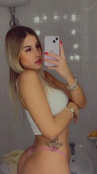 LoveThreads.Net_426103182_1411201129603036_7955972494638950380_n.jpg
