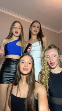 ragazze deliziose per il mio cazzo (11).JPG