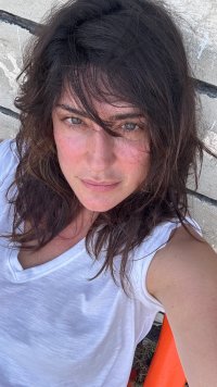 elisaisoardi_1743694823_41974879.jpg