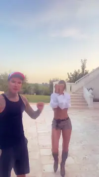 vlcsnap-2025-06-19-21h25m12s795.webp