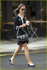 pippa-middleton-coffee-before-work-06.jpg