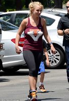 Britney-Spears-Out-and-About-in-LA-5.jpg