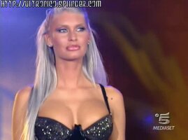 vlcsnap-2013-11-03-14h58m02s181.jpg