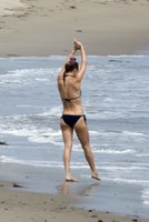 Kate Hudson wearing a bikini at a beach in Malibu 002.jpg