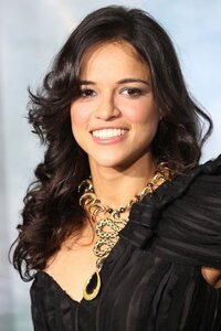 michelle-rodriguez-image1.jpg