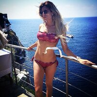 b (2).jpg