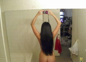 Selfie Girl (2).jpg