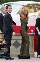 jennifer-aniston-arriving-at-the-21st-annual-sag-awards-in-los-angeles_12.jpg