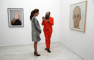 kate-middleton-style-visiting-the-turner-contemporary-gallery-in-margate-march-2015_12.jpg