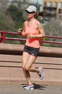 pippa-middleton-jogging-in-london-april-152015-x20-3.jpg