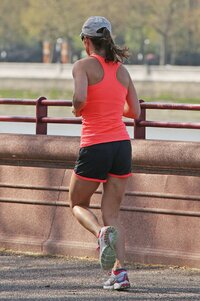 pippa-middleton-jogging-in-london-april-152015-x20-18.jpg