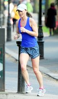 pippa-middleton-jogging-in-london-april-122015-x23-7.jpg