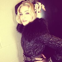 20130520-pictures-madonna-instagram-backstage-billboard-music-awards.jpg