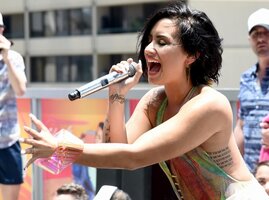 demi5.jpg