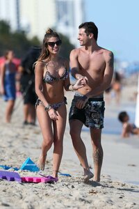 Chiara-Nasti-in-Bikini-2017--23.jpg