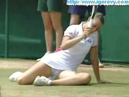 Tennis Upskirt On Court - Flavia Pennetta 1.JPG