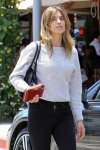 elisabetta-canalis-out-for-lunch-in-beverly-hills-05-15-2017_5.jpg