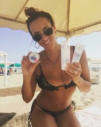 serena garitta in bikini 03.jpg