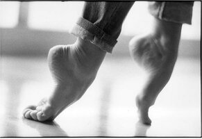 Heather-Parisi-Feet-2715821.jpg