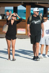 58572368_hqcelebcorner-23.jpg
