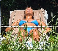 76492647_panda-for-hqcelebcorner-net-12.jpg