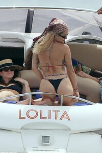 rita-ora-in-bikini-at-a-boat-on-vacation-in-ibiza-08-07-2019-4.jpg