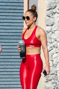 Jennifer-Lopez-Sexy-TheFappeningBlog.com-116.jpg