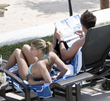 fergie im bikini 09.jpg