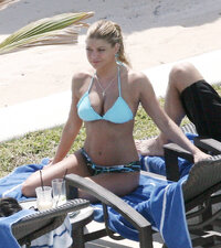 fergie im bikini 41.jpg
