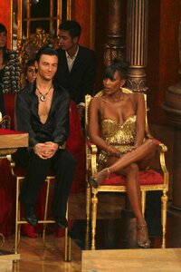 naomi campbell a ballando con le stelle 05.jpg