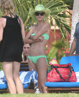 heidi klum in bikini verde 19.jpg