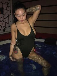 stella39002.jpg