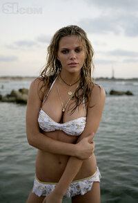 49758_08_brooklyn-decker_03_122_935lo-edit.jpeg