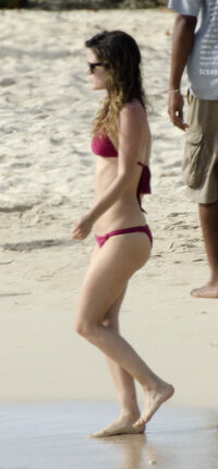 rachel bilson in bikini 06.jpg
