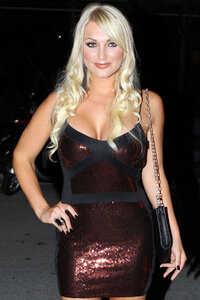 brooke hogan al gala 05.jpg