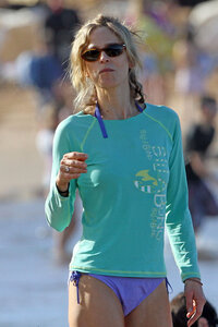 kyra sedgwick al mare 03.jpg