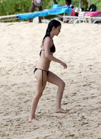 rachel bilson in bikini 12.jpg