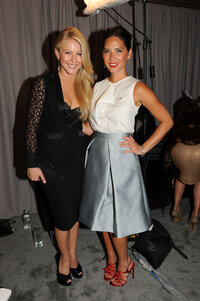 julianne hough al gala 01.jpg