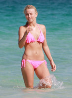 julianne hough in bikini rosa 17.jpg