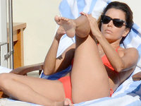 eva longoria in bikini rosso 10.jpg