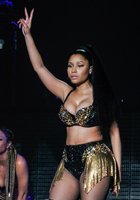 nicki minaj in concerto 18.jpg